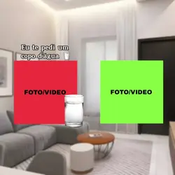 um copo de água meme