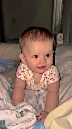 baby sneezing trend 