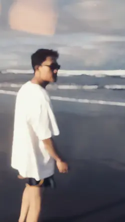 1 video + 3 photo