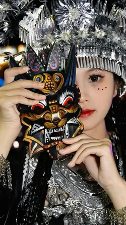 2pics QT40723101229