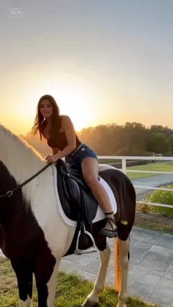  andando de cavalo