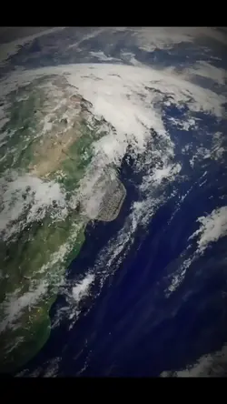 Earth zoom out Trend