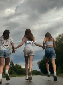 boom boom clap 