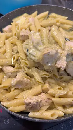 Pâtes poulet pesto 
