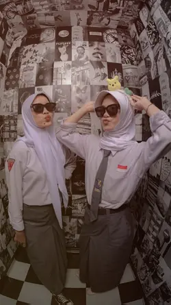 Cobain bareng besti 