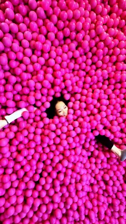 Balloon bath