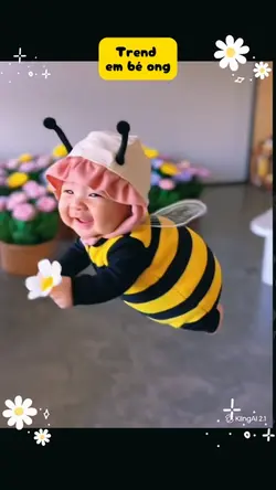 Em bé ong