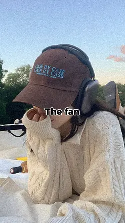 The fan the idol