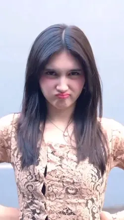 Gadis Imut cantik 