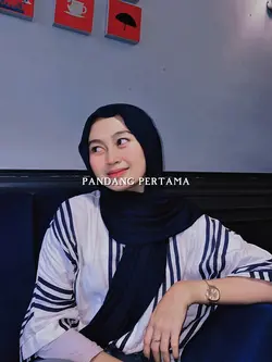 Pandang Pertama Liat