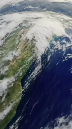 zoom out earth
