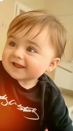 slowmo bayi lucu