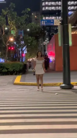 Slowmo walk