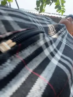 Hu