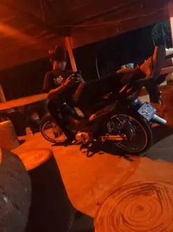 នាងកុហកញុមច្រើនដល់