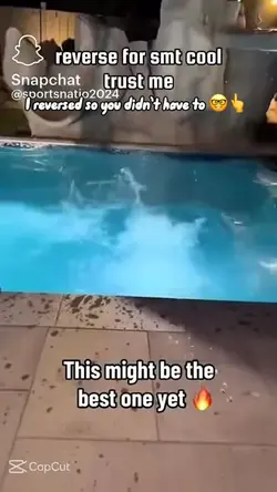 >:3