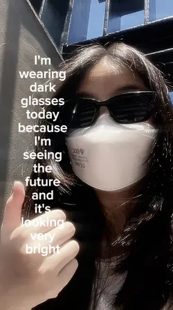 trend dark glasses