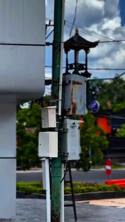 3 Klip Jernih HD
