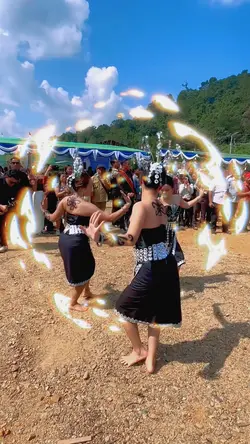 Tarian dayak