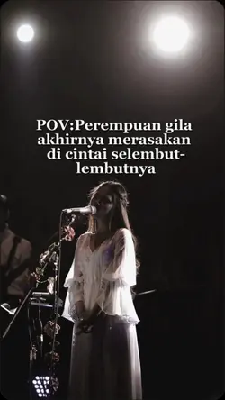 perempuan gila