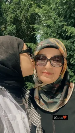 hari ibu 2023