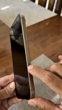 Unboxing IPhone