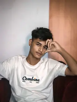 Mager paune Vaya Ma