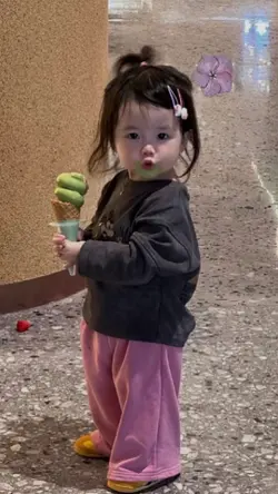 cute girl 