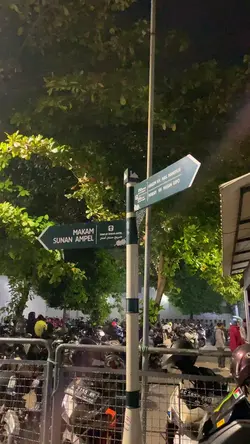 Ziarah Makam wali