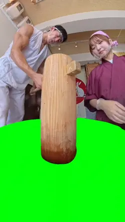 MAKING MOCHI