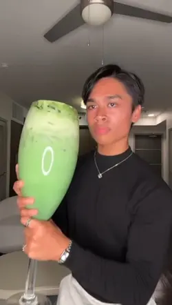 carry my matchaaa 🍵