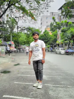 কারে দেকাবো আমি 