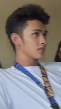 PAPASOK NA SI POGI