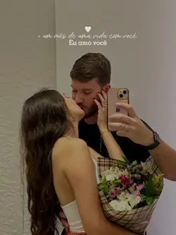 +um mês namoro