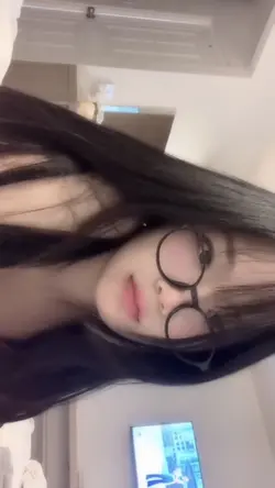 กอดเธอนานๆ