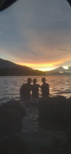 tampak lagi istri 3 