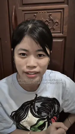 Con gái bọn em