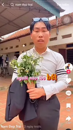 Mẫu 2 ảnh gia trưởng