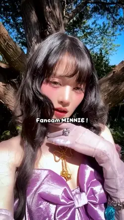 Fancam MINNIE !