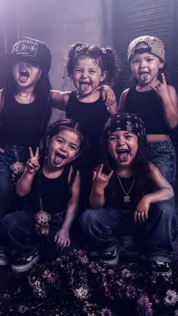 VERSI BERLIMA