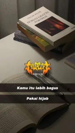 Versi pakai hijab