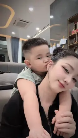 Để con thương mẹ