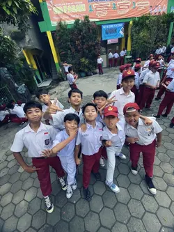 lagu 27 bulan mei