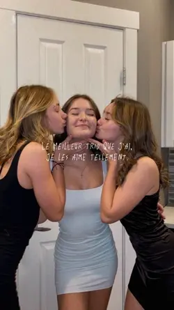 Trio Bff Selfie's