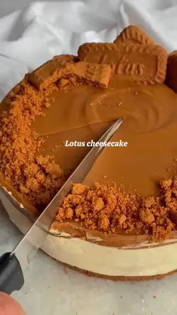 Lotus cheesecake 