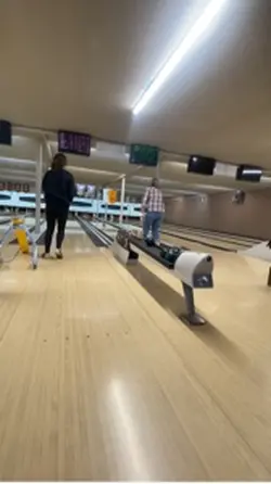Bowling 🎳😻😻