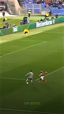 slowmo sepakbola 