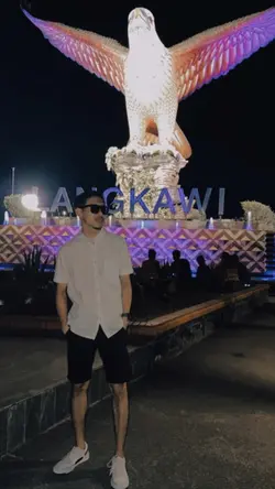 Elang - dewa