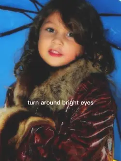 turn around bright 👀