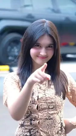 Halu cewek cantik